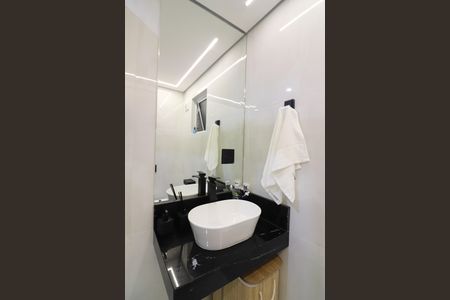 Apartamento à venda com 90m², 3 quartos e 2 vagasBanheiro Social