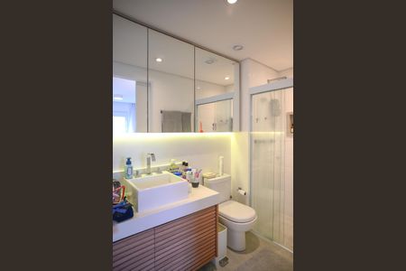 Apartamento para alugar com 74m², 1 quarto e sem vaga Apartamento para alugar com 74m², 1 quarto e sem vagaBanheiro da Suíte