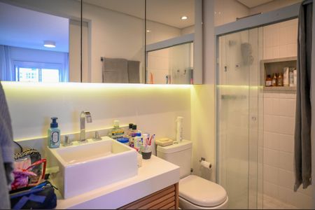 Apartamento para alugar com 74m², 1 quarto e sem vaga Apartamento para alugar com 74m², 1 quarto e sem vagaBanheiro da Suíte