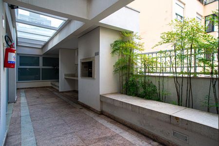 Apartamento à venda com 34m², 1 quarto e 1 vaga Apartamento à venda com 34m², 1 quarto e 1 vagaÁrea comum - Churrasqueira