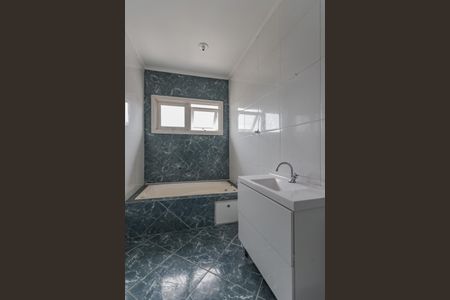 Casa à venda com 232m², 2 quartos e 4 vagasBanheiro da Suíte 1