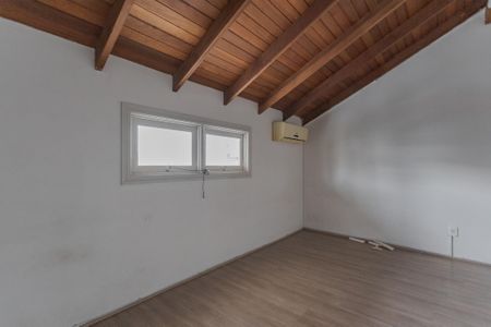 Casa à venda com 232m², 2 quartos e 4 vagasQuarto