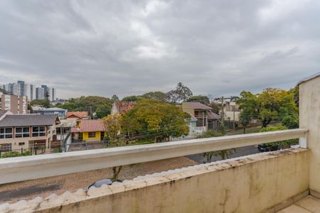 Casa à venda com 232m², 2 quartos e 4 vagasVarandaSuíte 2