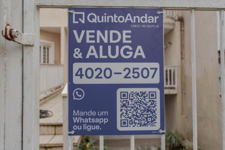 Casa à venda com 232m², 2 quartos e 4 vagasPlaca