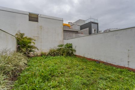 Casa à venda com 232m², 2 quartos e 4 vagasQuintal