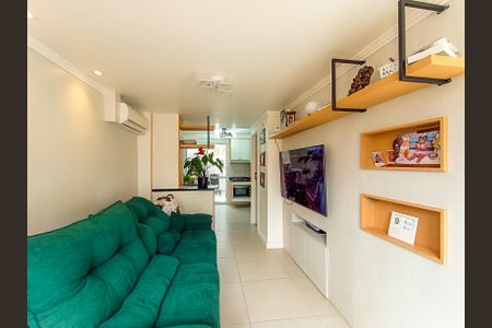 Sala de casa de condomínio para alugar com 2 quartos, 59m² em Vila Nova, Porto Alegre