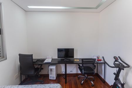 Apartamento à venda com 140m², 4 quartos e 3 vagasQuarto 3