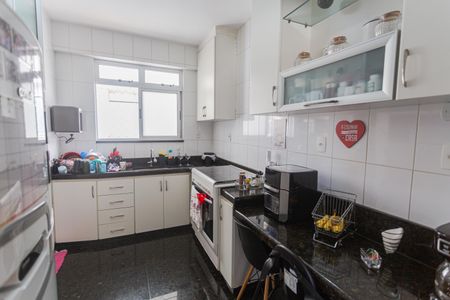 Apartamento à venda com 140m², 4 quartos e 3 vagasCozinha