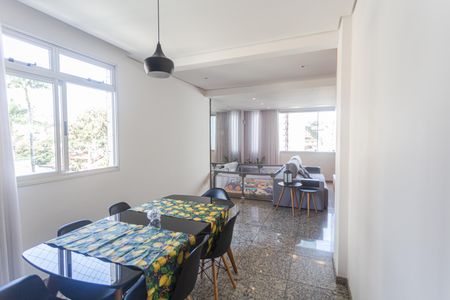 Apartamento à venda com 140m², 4 quartos e 3 vagasSala