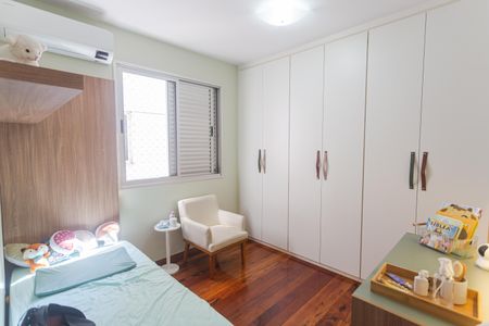 Apartamento à venda com 140m², 4 quartos e 3 vagasQuarto 1