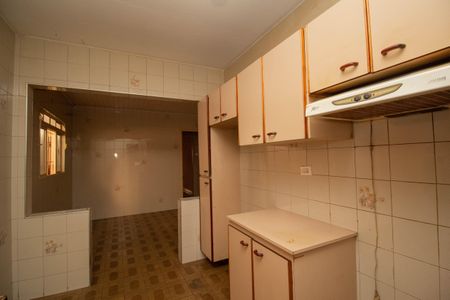 Casa à venda com 125m², 3 quartos e 2 vagas Casa à venda com 125m², 3 quartos e 2 vagasCozinha