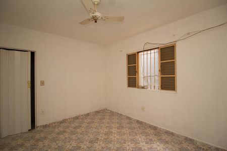 Casa à venda com 125m², 3 quartos e 2 vagas Casa à venda com 125m², 3 quartos e 2 vagasQuarto 2