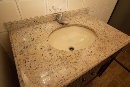 Casa à venda com 125m², 3 quartos e 2 vagas Casa à venda com 125m², 3 quartos e 2 vagasBanheiro