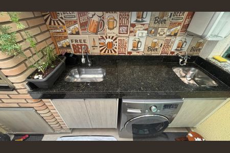 Apartamento à venda com 75m², 3 quartos e 2 vagasÁrea de Serviço