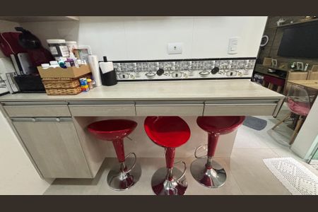 Apartamento à venda com 75m², 3 quartos e 2 vagasCozinha