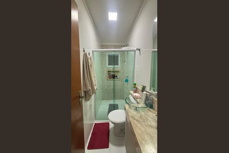 Apartamento à venda com 75m², 3 quartos e 2 vagasBanheiro da Suíte