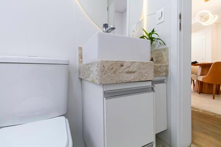 Apartamento à venda com 146m², 3 quartos e 2 vagas Apartamento à venda com 146m², 3 quartos e 2 vagasBanheiro social