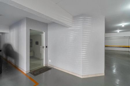 Apartamento à venda com 146m², 3 quartos e 2 vagas Apartamento à venda com 146m², 3 quartos e 2 vagasEntrada