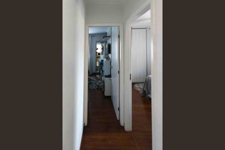 Apartamento à venda com 78m², 2 quartos e 2 vagasCorredor