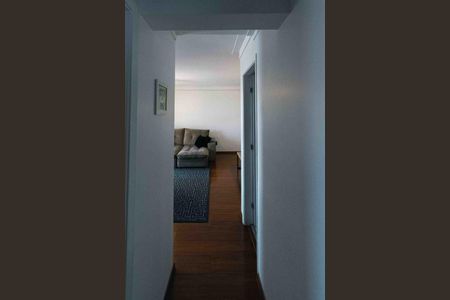 Apartamento à venda com 78m², 2 quartos e 2 vagasCorredor