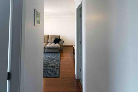 Apartamento à venda com 78m², 2 quartos e 2 vagasCorredor