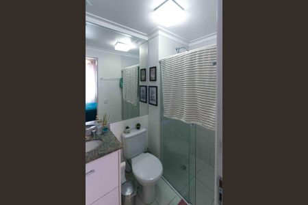 Apartamento à venda com 78m², 2 quartos e 2 vagasBanheiro da Suite