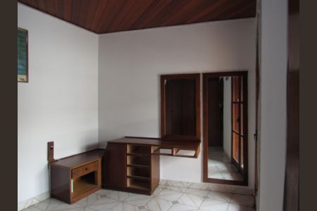 Casa para alugar com 200m², 4 quartos e 2 vagasSuíte