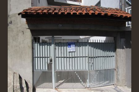 Casa para alugar com 200m², 4 quartos e 2 vagasFachada