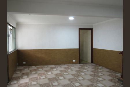 Casa para alugar com 200m², 4 quartos e 2 vagasSala
