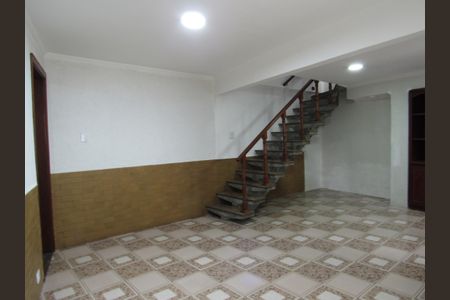 Sala de casa para alugar com 4 quartos, 200m² em Cipava, Osasco
