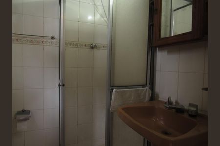 Casa para alugar com 200m², 4 quartos e 2 vagasBanheiro Social