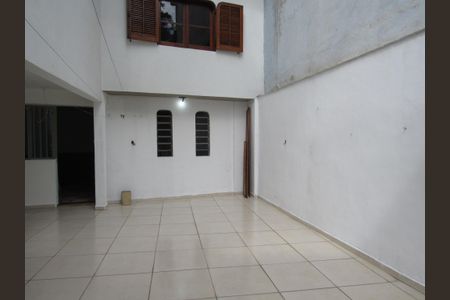 Casa para alugar com 200m², 4 quartos e 2 vagasÁrea externa