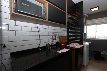 Cozinha de apartamento à venda com 2 quartos, 55m² em Vila Ivone, São Paulo