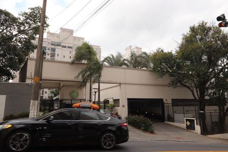 Fachada de apartamento à venda com 2 quartos, 55m² em Vila Ivone, São Paulo