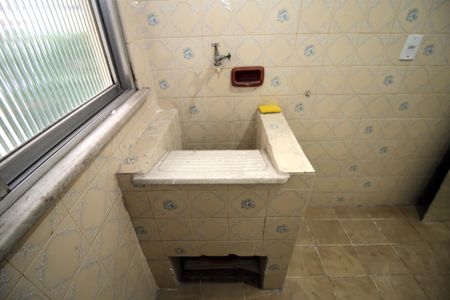 Apartamento para alugar com 70m², 2 quartos e 1 vagaÁrea de Serviço