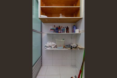 Apartamento à venda com 64m², 2 quartos e 1 vagaÁrea de Serviço