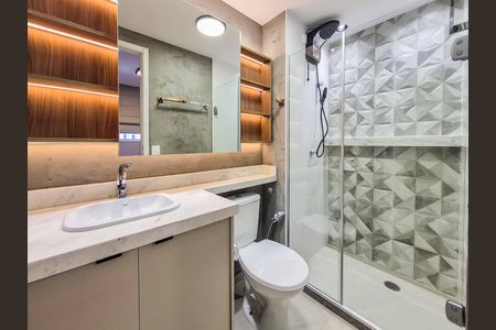 Banheiro de apartamento para alugar com 1 quarto, 24m² em Vila Butantã, São Paulo