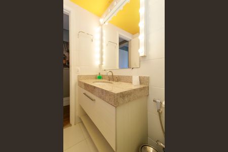 Apartamento à venda com 109m², 1 quarto e 2 vagasBanheiro Social