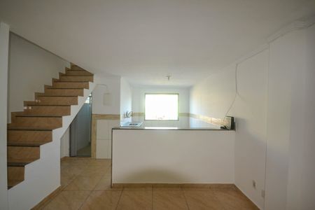 Sala de apartamento para alugar com 1 quarto, 50m² em Centro, Nilópolis