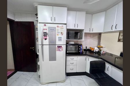 Casa à venda com 206m², 3 quartos e 2 vagasCozinha