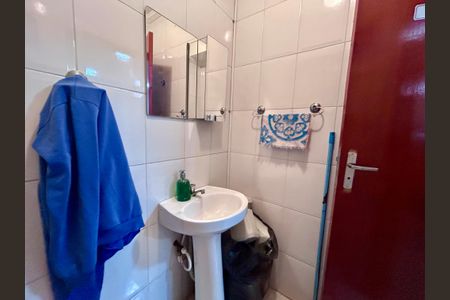 Casa à venda com 206m², 3 quartos e 2 vagasLavabo 2