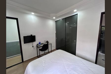 Casa à venda com 206m², 3 quartos e 2 vagasQuarto Suíte 2
