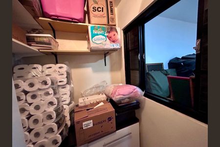 Casa à venda com 206m², 3 quartos e 2 vagasDespensa