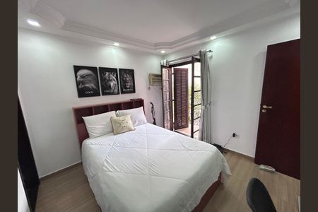 Casa à venda com 206m², 3 quartos e 2 vagasQuarto Suíte 2