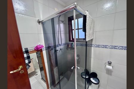 Casa à venda com 206m², 3 quartos e 2 vagasBanheiro da Suíte 3