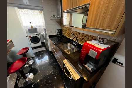 Apartamento à venda com 105m², 3 quartos e 2 vagasCozinha
