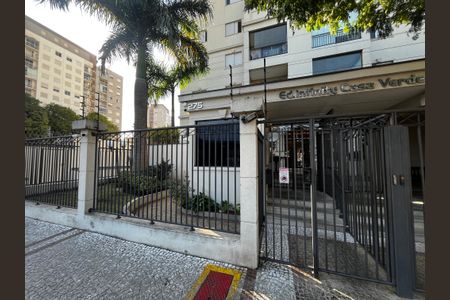 Apartamento à venda com 105m², 3 quartos e 2 vagasFachada