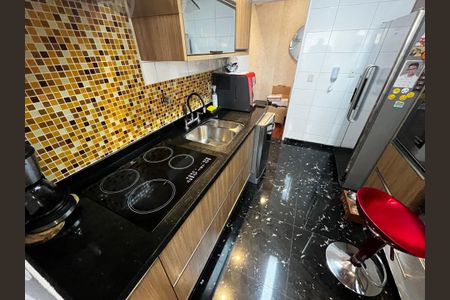 Apartamento à venda com 105m², 3 quartos e 2 vagasCozinha