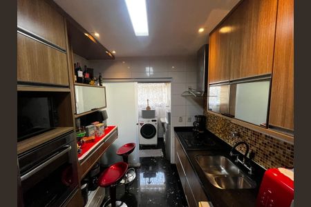Apartamento à venda com 105m², 3 quartos e 2 vagasCozinha