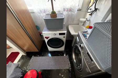 Apartamento à venda com 105m², 3 quartos e 2 vagasLavanderia